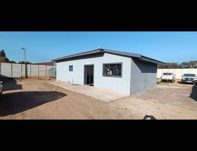 LAND PROPERTY TO RENT IN POMONA